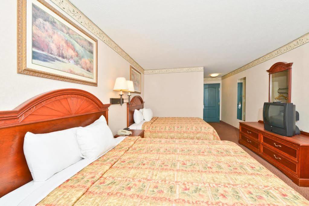 Blisspoint Inn & Suites Marion Dış mekan fotoğraf